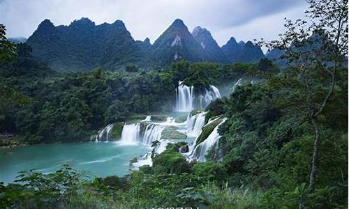 大新德天瀑布旅游路线,大新德天瀑布在哪里