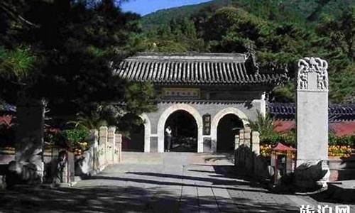 潭柘寺路线怎么坐车比较好-潭柘寺怎么去更方便